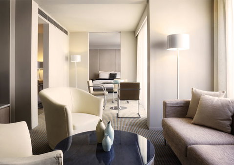 Hotel Realm - Hotel Accommodation 6