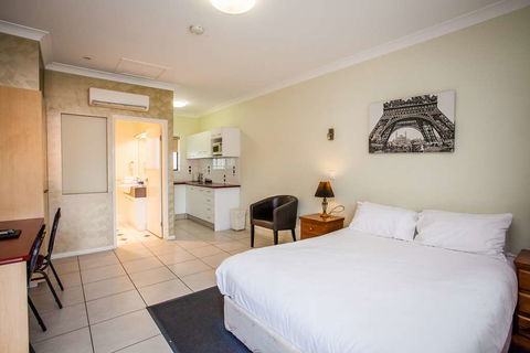 Darra Motel and Conference Centre - Hotel Accommodation 3