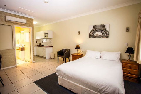 Darra Motel and Conference Centre - Hotel Accommodation 4