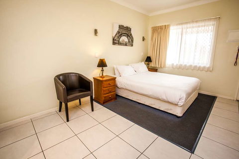 Darra Motel and Conference Centre - Hotel Accommodation 5