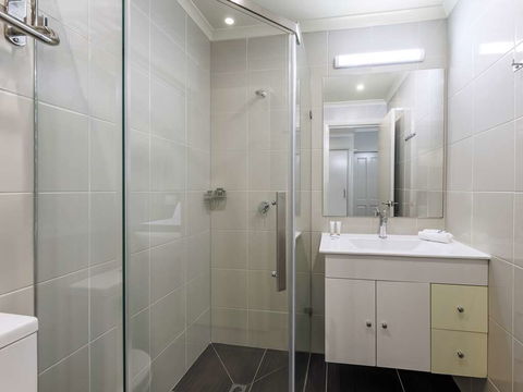 Quality Hotel Melbourne Airport - Hotel Accommodation 13