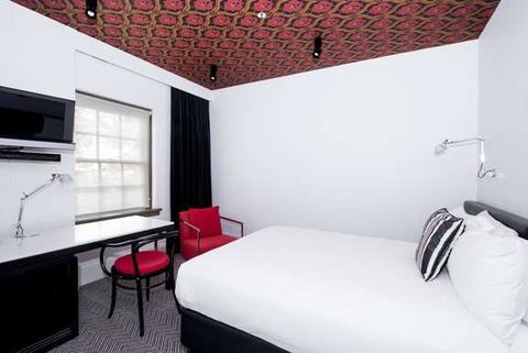Peppers Gallery Hotel, Canberra - Hotel Accommodation 2
