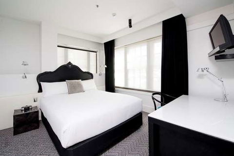 Peppers Gallery Hotel, Canberra - Hotel Accommodation 4