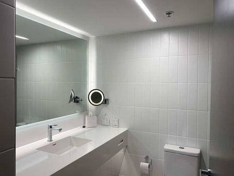 Hilton Adelaide - Hotel Accommodation 4