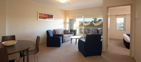 Hume Serviced Apartments - Hotel Accommodation 11