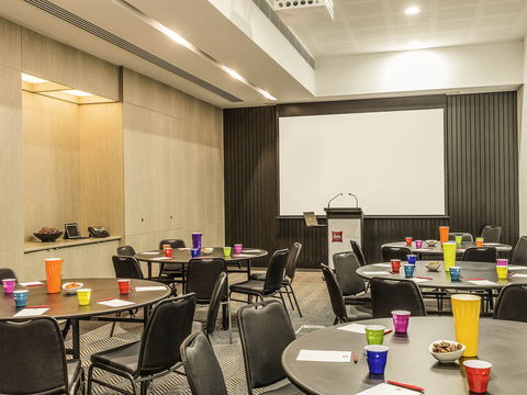 Ibis Adelaide - Hotel Accommodation 8