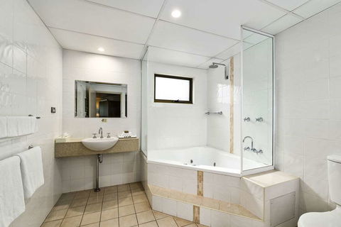 Quality Inn City Ctr Coffs Harbour - Hotel Accommodation 5