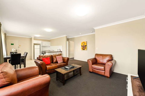 Quality Inn City Ctr Coffs Harbour - Hotel Accommodation 13