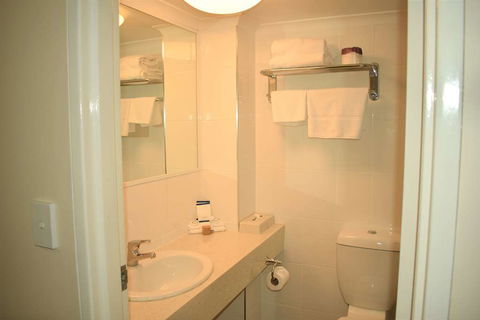 Best Western Parkside Motor Inn - Hotel Accommodation 11