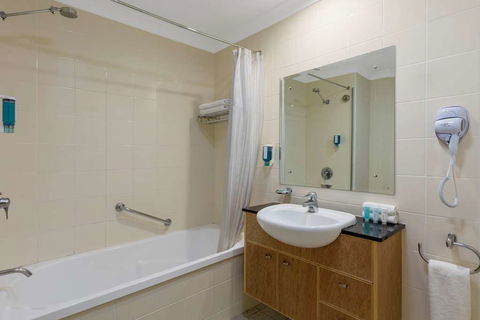 Nesuto Canberra Apartment Hotel - Hotel Accommodation 3
