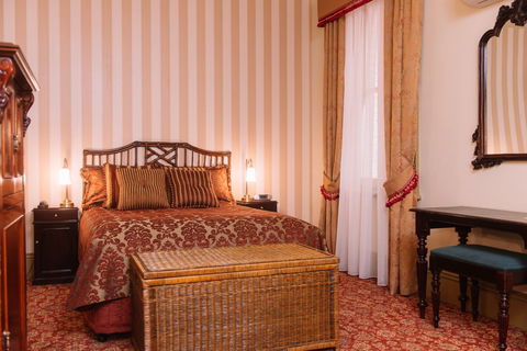 Hadley's Orient Hotel - Hotel Accommodation 4