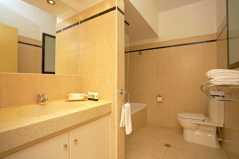 Quest Savoy - Hotel Accommodation 4