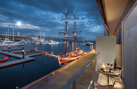 Somerset on the Pier - Hotel Accommodation 12