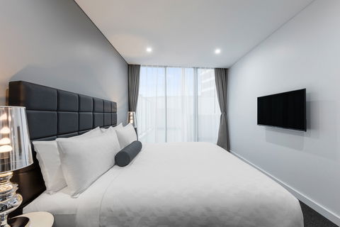 Meriton Suites Church Street, Parramatta - Hotel Accommodation 4