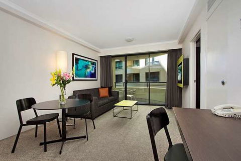 Mantra Parramatta - Hotel Accommodation 3