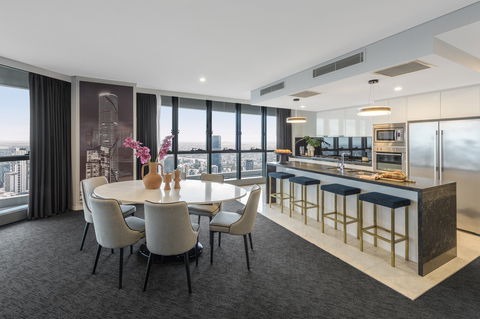Meriton Suites Herschel Street, Brisbane - Hotel Accommodation 3