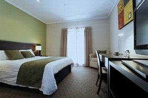 Frome Apartments - Hotel Accommodation 2