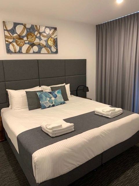 Adelaide Dress Circle Apartments - Hotel Accommodation 4