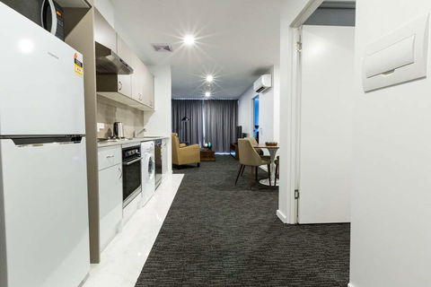 Adelaide Dress Circle Apartments - Hotel Accommodation 5