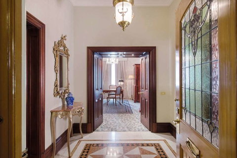 The Hotel Windsor - Hotel Accommodation 1