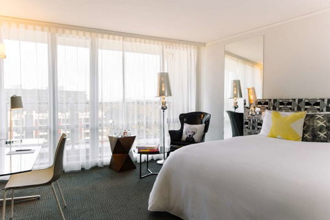 QT Canberra - Hotel Accommodation 3