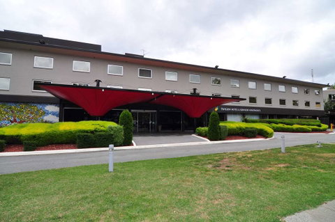 Pavilion on Northbourne - Hotel Accommodation 1
