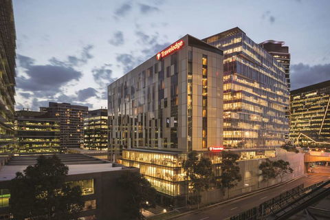 Travelodge Melbourne Docklands - Hotel Accommodation 0