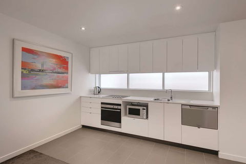 Travelodge Melbourne Docklands - Hotel Accommodation 6