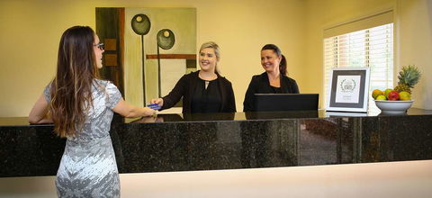 Best Western Plus Hovell Tree Inn - Hotel Accommodation 0