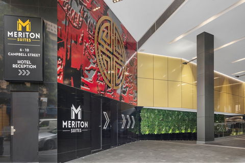Meriton Suites Campbell Street - Hotel Accommodation 1