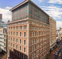 Holiday Inn Darling Harbour - Hotel Accommodation