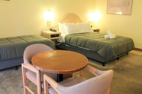 St Georges Motor Inn - Hotel Accommodation 11