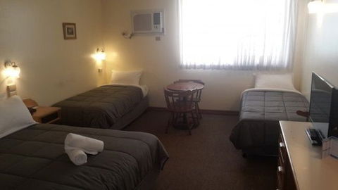 St Georges Motor Inn - Hotel Accommodation 14
