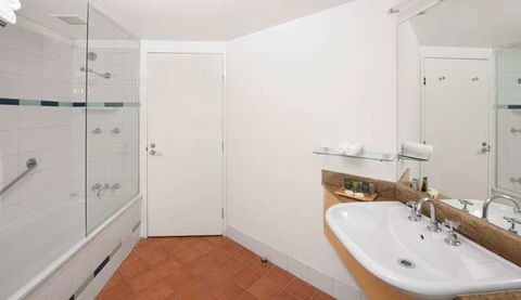 Mantra on the Esplanade - Hotel Accommodation 2