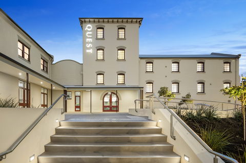 Quest Newcastle West - Hotel Accommodation 0