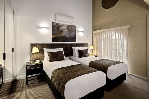 Quest Newcastle West - Hotel Accommodation 1