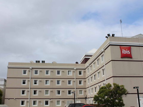 Ibis Newcastle - Hotel Accommodation 2