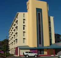 Ocean Beach Hotel - Hotel Accommodation