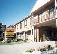 Holbrook Town Centre Motor Inn - Hotel Accommodation