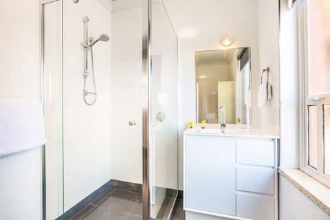 Nightcap Rose & Crown Hotel - Hotel Accommodation 1