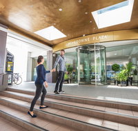 Crowne Plaza Canberra - Hotel Accommodation