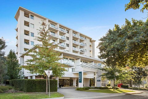 Adina Serviced Apts Canberra Dickson - Hotel Accommodation 2