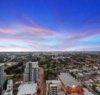 Astra Apartments Parramatta - Skyrise - Hotel Accommodation