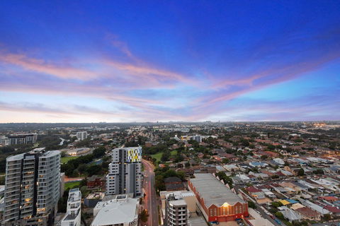 Astra Apartments Parramatta - Skyrise - Hotel Accommodation 0