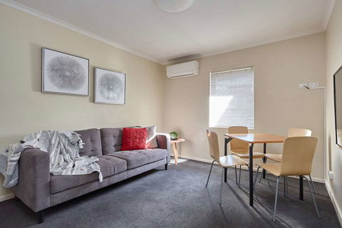 Elphin Villas - Hotel Accommodation 1