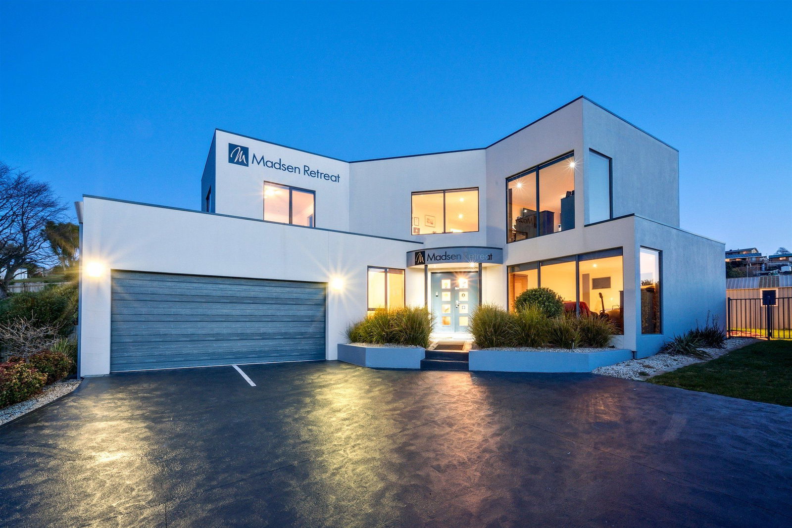 Penguin TAS Hotel Accommodation