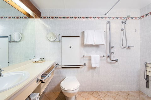 Adelaide Inn - Hotel Accommodation 2