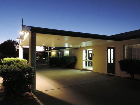 Outback Motel - Hotel Accommodation 0