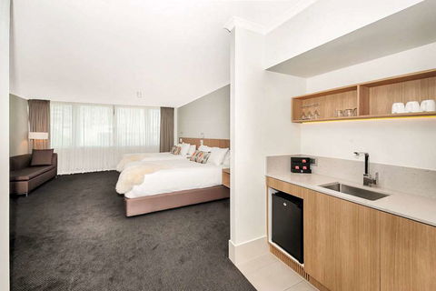 Clarion Hotel Townsville - Hotel Accommodation 6