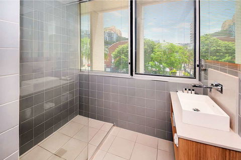 Clarion Hotel Townsville - Hotel Accommodation 8